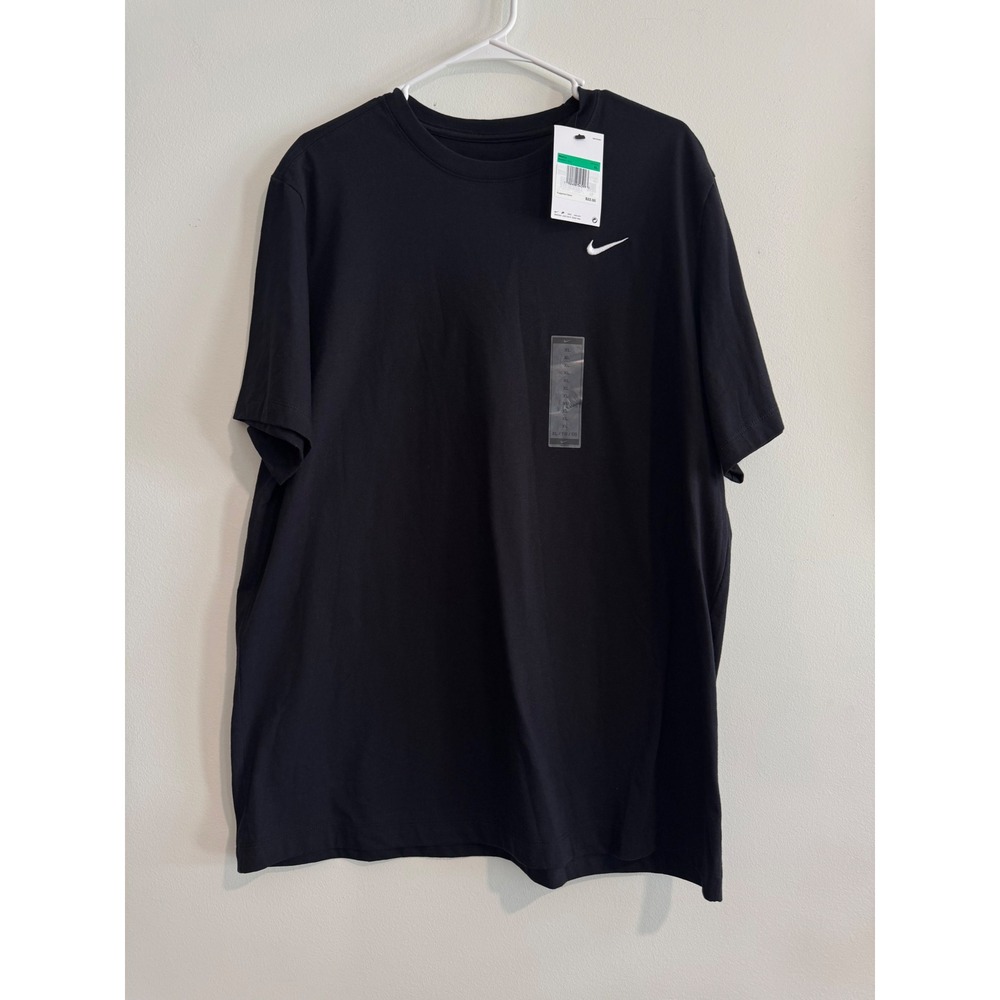 Nike Sportswear Club Tee Mens XL Black Embroidered Swoosh Logo